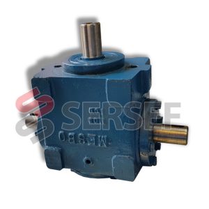 REDUCTOR TAMAÑO 100 I=1:1 FLECHA DE SALIDA DOBLE 1 ENTRADA MARCA RISGA